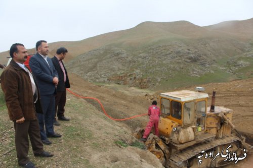 بازدید فرماندار مراوه تپه از پروژه انتقال آب رودخانه اترک به روستای آق تقه جدید
