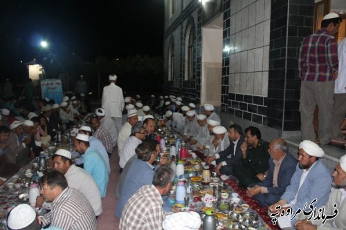 حضور فرماندار در مراسم افطاری روستای قرناوه علیا بخش گلیداغ 