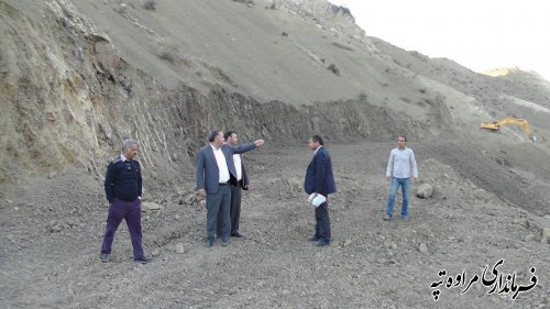 بازدید فرماندار از اجرای پروژه آسفالت مسیر مراوه تپه به دادلی غزنین