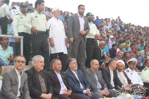 سالن روباز دولت محمد آزادی در جوار آرامگاه مختومقلی فراغی افتتاح و به بهره برداری رسید. 