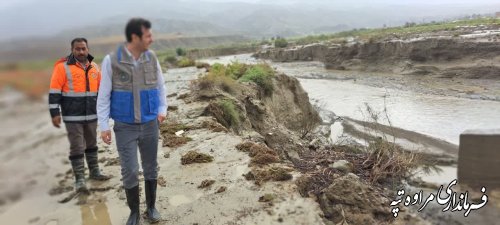 بارش‌های نقطه‌ای مسیرهای شمال‌شرقی شهرستان مراوه‌تپه را مسدود نموده است