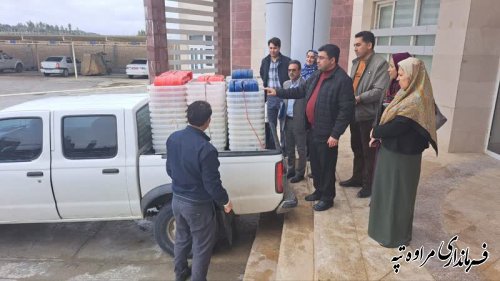 بازدید رئیس ستاد انتخابات شهرستان مراوه تپه از آماده نمودن صندوقهای اخذ رای توسط اعضای هیئت اجرایی