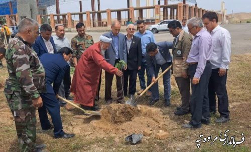 درختکاری در آرامگاه مختومقلی فراغی در آستانه ۲۹۱ مین سالگرد