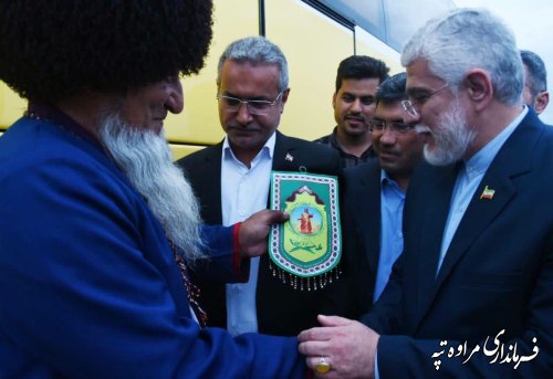 گزارش تصویری /مراسم رسمی ۲۹۱ مین سالروز تولد مختومقلی فراغی شاعر و عارف شهیر ایرانی ترکمن